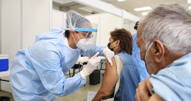 Esta nueva fase de inmunización inicia en un momento en que el país centroamericano mantiene controlados los indicadores pandémicos.