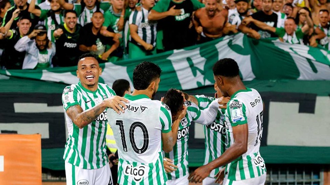 El Atlético Nacional está a poco de alzar su primera copa de este año ante Pereira.