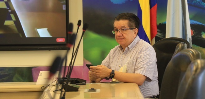 El ministro Fernando Ruiz Gómez, invitó a toda la población a tener en cuenta las fechas para iniciar las terceras dosis.