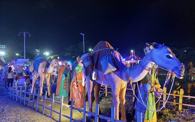 Camellos, ángeles, animales y demás están en tamaño real. 