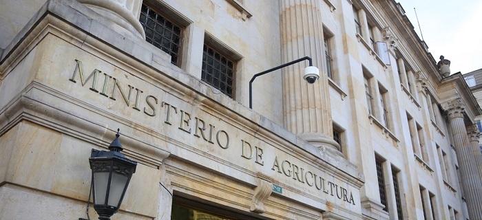 El Ministerio de Agricultura informa que ha tomado las acciones legales pertinentes para dar con los responsables.
