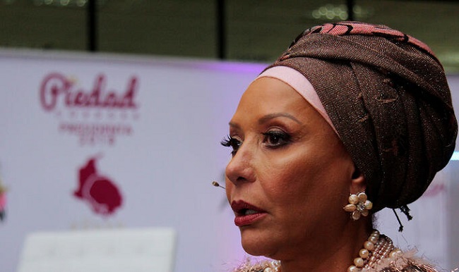 Piedad Córdoba,  senadora electa retenida.