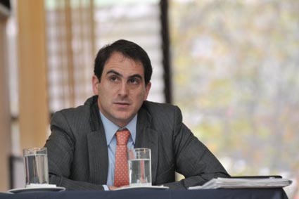 Tomás González.