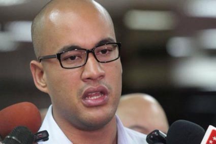 Héctor Rodríguez dijo que el oficialismo reconoce que la Constitución contempla el referéndum revocatorio.