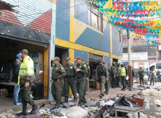 Con un gigantesco operativo, comandado por la Alcaldía de Bogotá.