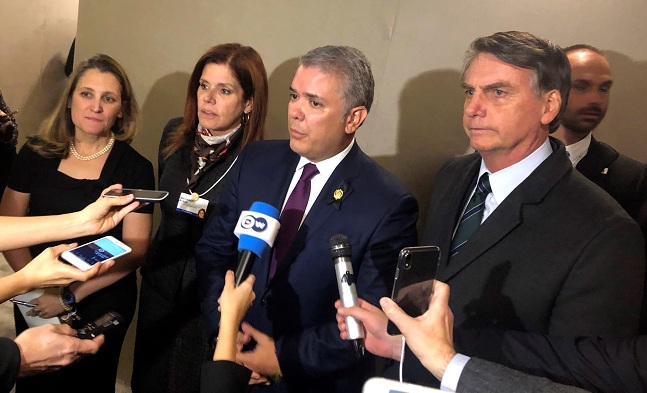 Los presidentes de Colombia, Brasil y Ecuador, Lenín Moreno, así como la vicepresidenta de Perú, Mercedes Aráoz, y la canciller de Canadá, Chrystia Freeland, anunciaron tras una reunión que reconocen a Guaidó como "presidente de Venezuela".