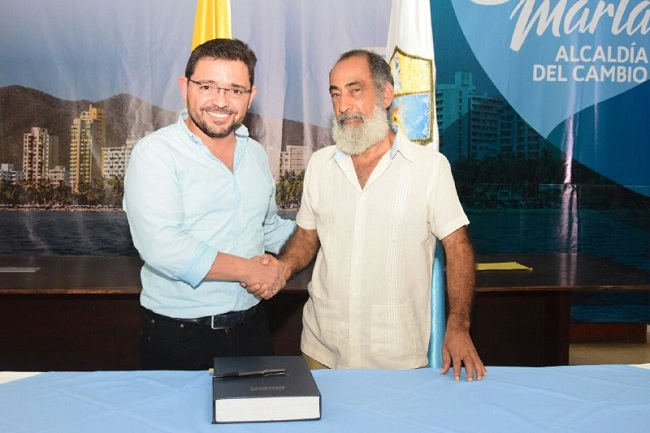 El alcalde Rafael Martínez, manifestó en el acto de juramento al nuevo integrante del gabinete, que espera que con su experiencia contribuya al proceso de cambio o transformación en el sector educativo.
