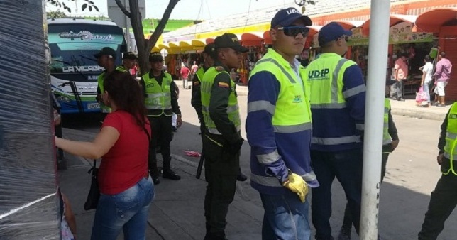 Según el secretario de Gobierno, Adolfo Bula, habrá más personas y se harán controles más severos en aras de recuperar ciertas zonas de espacio público, en especial del Centro Histórico, el Mercado Público, El Rodadero y varios sectores turísticos.