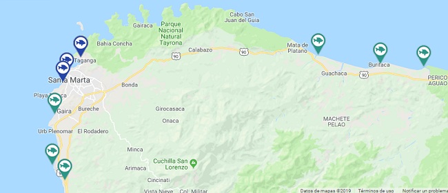 Mapa de las áreas de pesca de Santa Marta. Los iconos azules muestran los puntos de desembarco sobre los cuales la Aunap maneja información: Taganga, la Bahía y playa Los Cocos. Los verdes representan los puntos sobre los cuales no hay datos.