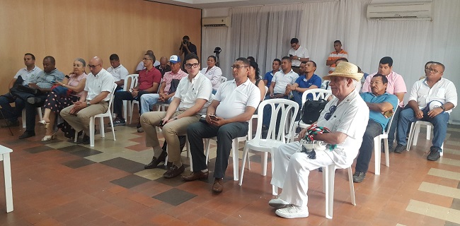 En el conversatorio sobre las ventajas de usar GNV fue realizado en Riohacha con la participación de la ciudadanía de funcionarios de la iniciativa.