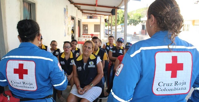 El proceso de formación está a cargo de la Cruz Roja Colombiana Seccional Magdalena, quien es el organismo encargado en la coordinación por la Ogricc, en el marco de un convenio suscrito entre esa entidad y la Alcaldía Distrital.