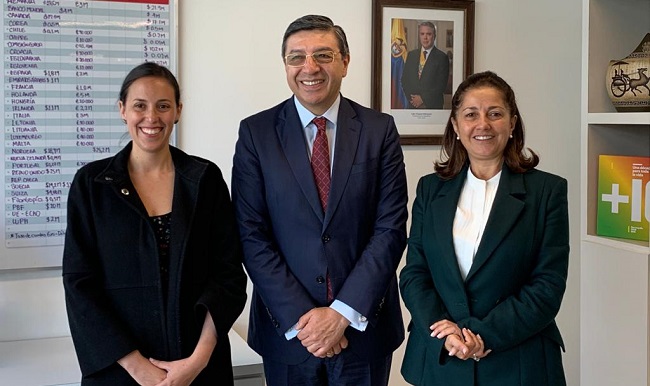 Jorge Hernando Pedraza se reunió con la Directora de la Agencia Presidencial de Cooperación de Colombia, Ángela Ospina, en Bogotá.