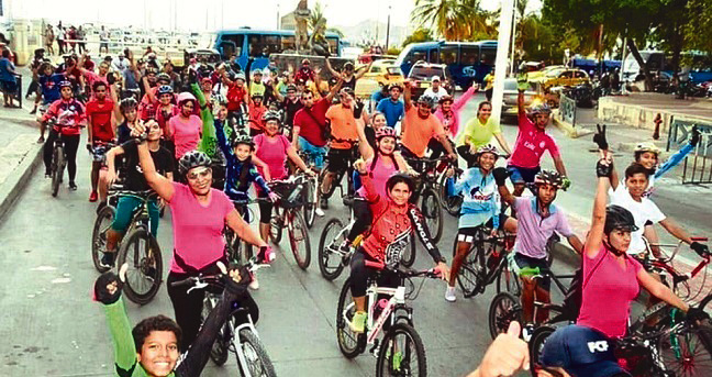 El pasado 28 de enero, la alcaldía de Santa Marta incentivó a la ciudadanía  a usar la bicicleta en el día sin carro. Los samarios pudieron movilizarse por diferentes vías de la ciudad durante gran parte del día, participando miles de ciudadanos quienes sacaron sus bicicletas, ayudando a la conservación del Medio Ambiente.