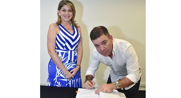 La alcaldesa Virna Johnson, nombró como gerente de la Empresa de Servicios Públicos y Aseo de Santa Marta, Essmar, a José Rodrigo Dajud Durán.