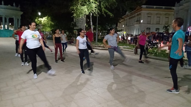 Las actividades aeróbicas se realizan de plaza Centenario de Ciénaga.  