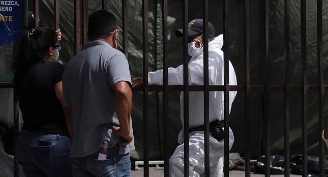 Hasta ahora han sido distribuidas cerca de siete millones de mascarillas para que la población prevenga en contagio del coronavirus, señaló un vocero presidencial.