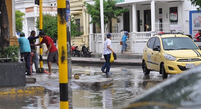 La Defensa Civil Seccional Magdalena informó que se encuentran realizando recorridos de monitoreo en la ciudad, debido a que las lluvias continuarán.