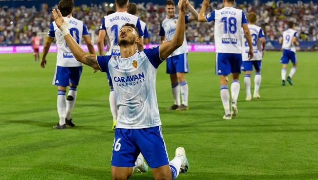 Luis Suárez, de 22 años, se formó como jugador en el Itagüí Leones colombiano y dio el salto a Europa en 2016 de la mano del italiano Gino Pozzo, propietario por entonces del Granada. 