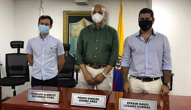 Los tres miembros de la nueva mesa directiva del Concejo de Santa Marta (de izquierda a derecha), Osvaldo Socarrás Vives, Pedro Gómez Añez y Efraín Lozano, iniciarán tareas el próximo 1 de enero del 2021.