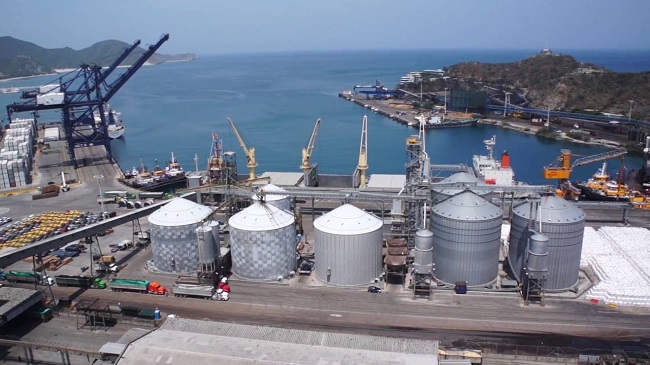 En las instalaciones de la Sociedad Portuaria de Santa Marta se movilizaron 289.159 toneladas de carga líquida, el 94,4% correspondió a aceites vegetales, principalmente de palma. 