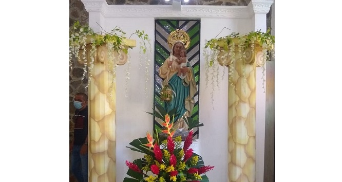 La devoción a la Virgen de la Candelaria, patrona de Canarias, se extendió y llegó también a América. En Santa Marta, por ejemplo, su fiesta se celebra en la parroquia Nuestra Señora de la Candelaria entre los días 24 de enero hasta el 2 de febrero.