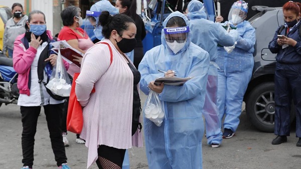 El Ministro de Salud destacó la baja de los contagios y pidió a los colombianos no bajar la guardia en el autocuidado.