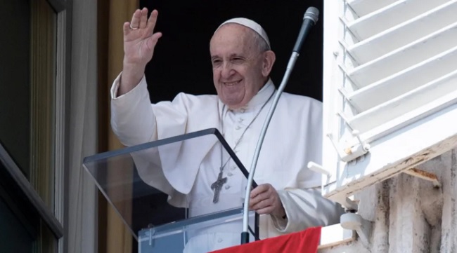 Papa Francisco en el rezo del Ángelus. Foto: Vatican Media