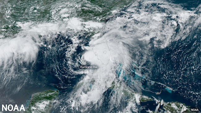  Imagen satelital cedida este miércoles por la NOAA que muestra el recorrido del huracán Elsa mientras se mueve por la costa oeste de la Florida, registrada el 6 de julio de 2021, en Estados Unidos.  Foto referencia.