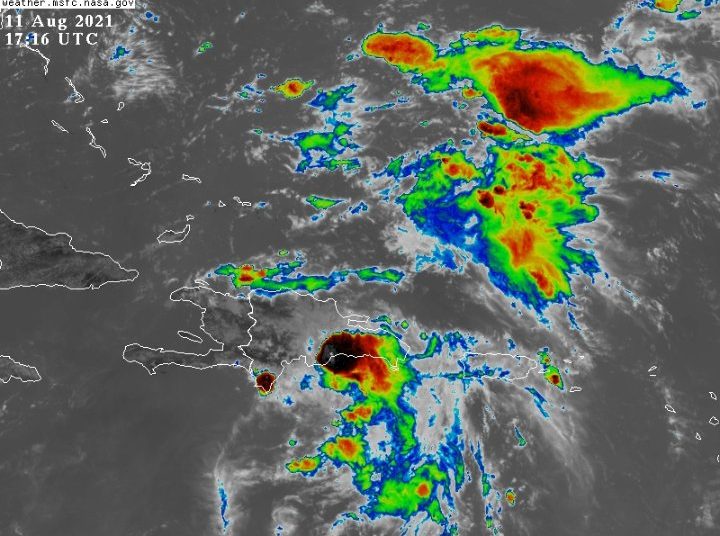Imagen satelital de la tormenta Fred en su paso por República Dominicana