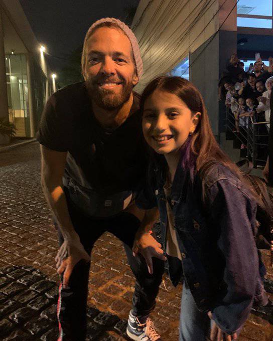 Dos días antes de su muerte el baterista conoció en su gira por Uruguay, a una niña con la que se tomó una foto que se hizo viral en las redes.