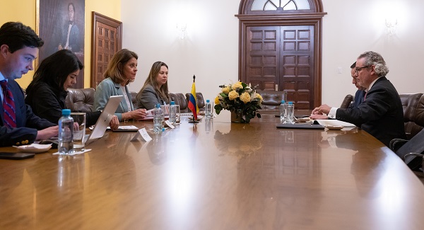  El Gobierno Nacional ha registrado avances donde la economía generada por el conocimiento y la inventiva han jugado un rol principal en el plan de gobierno.