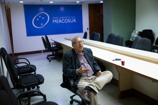 El diputado oficialista venezolano Saúl Ortega, expresidente del Parlasur
