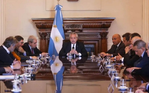 El encuentro fue convocado de urgencia luego de que en la noche del pasado la vicepresidenta de Argentina sufriera un intento de homicidio. 
