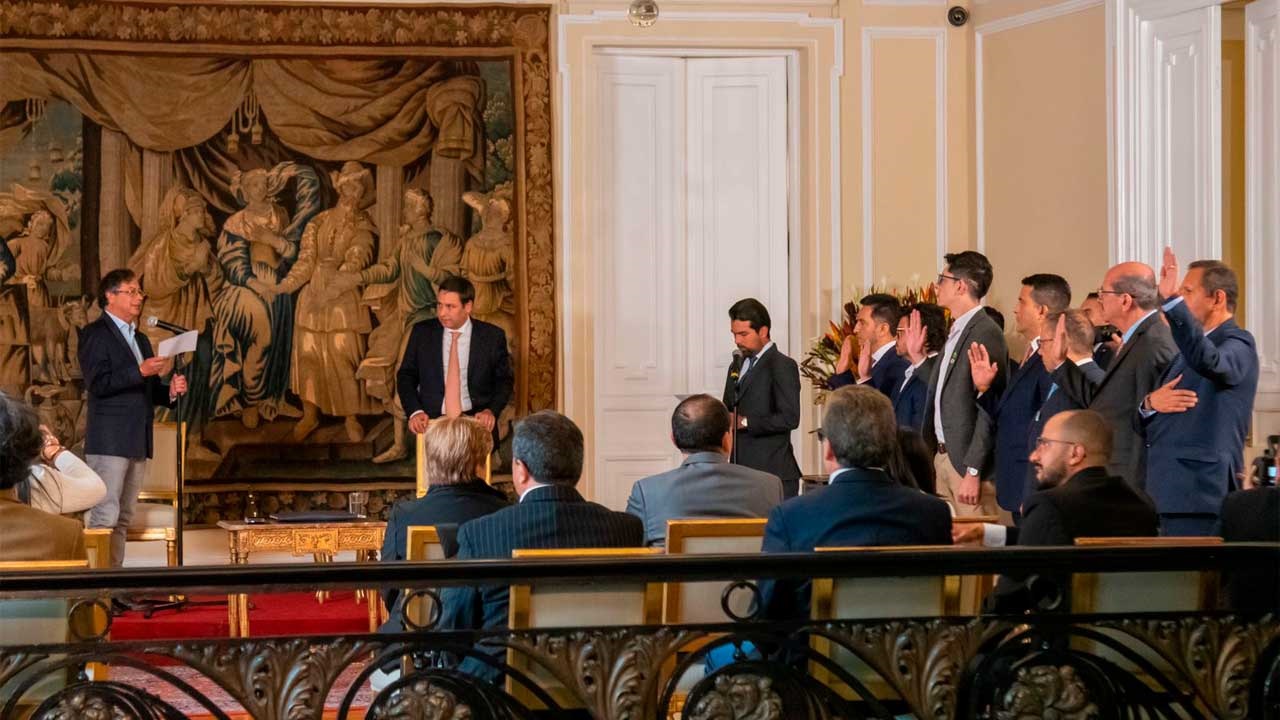 El anuncio lo hizo el Jefe de Estado durante la posesión de siete directivos del Estado, acto en el cual indicó que dichos bienes pueden estar avaluados en 22 billones de pesos.