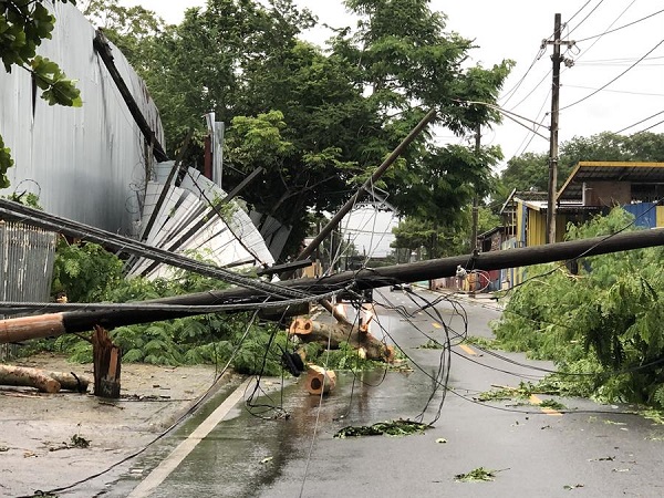 Pese a la previsión de lluvias, los aeropuertos están ya funcionando, salvo los de Mercedita en Ponce y Culebra, y seis puertos marítimos reabrieron.