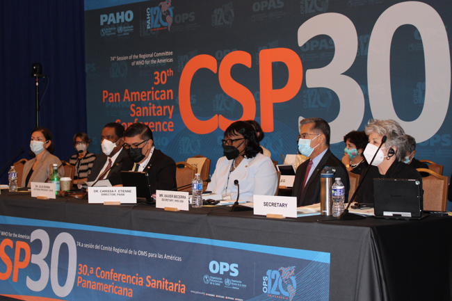 Representantes de organismos sanitarios de América participan en la inauguración de la 30ª Conferencia Sanitaria Panamericana hoy, en Washington