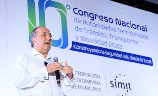 El Ministerio de Transporte anunció también la estructuración del nuevo Código Nacional de Tránsito y del nuevo Estatuto Nacional de Transporte.