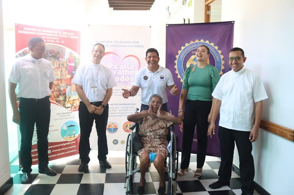 La invitación es que todos aportemos con lo que salga de nuestro corazón para nuestros viejitos del Asilo.