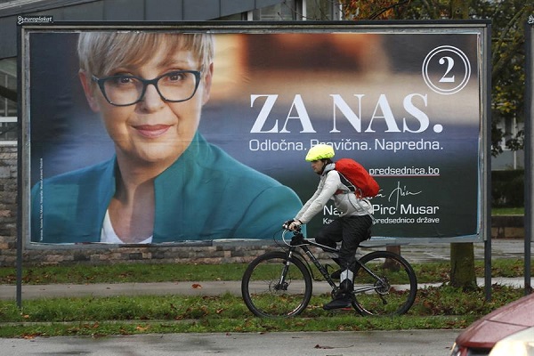 La periodista y abogada, Natasa Pirc Musar, se perfila como la ganadora de los próximos comicios. 