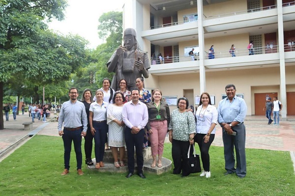 Esta visita se llevó a cabo debido que, la Universidad hace parte de la red sin ánimo de lucro, Colombia Challenge Your Knowledge.