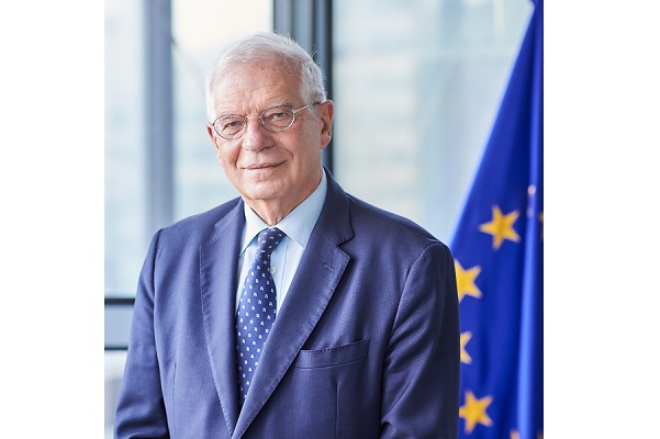 La UE está lista para apoyar cualquier proceso diplomático significativo y se compromete a trabajar con todos los socios relevantes para construir una base para una paz y seguridad sostenibles y tomar medidas destinadas a lograr la desnuclearización completa, verificable e irreversible de la península de Corea”, concluyó Borrell. 