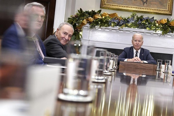 Biden se reunió en la Casa Blanca con los líderes del Congreso para aunar visiones y delinear una estrategia.