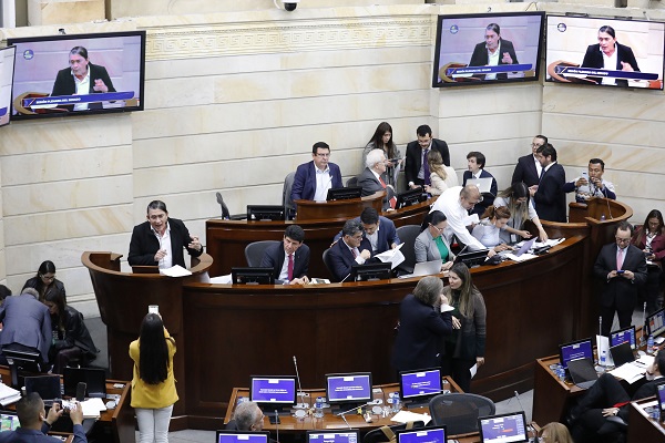 Con esta reforma, el Gobierno de Petro busca recaudar el año próximo 20 billones de pesos, cifra inferior a los 25 billones de pesos previstos inicialmente.
