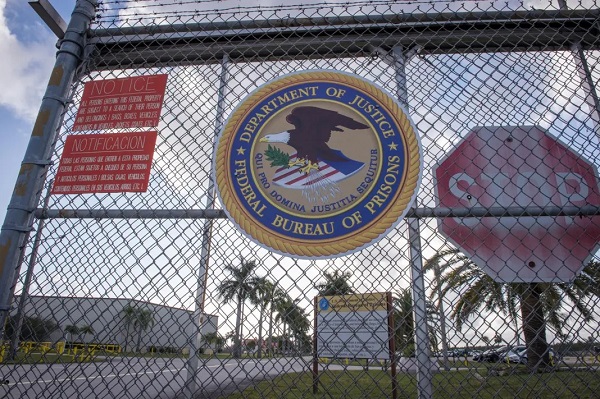 Los legisladores se fijaron especialmente en cuatro prisiones, dos de ellas en el estado de Nueva York, una en Florida y una en California.