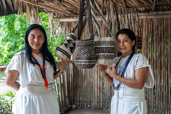La nueva ruta artesanal, tiene como protagonistas a los indígenas del Magdalena, en este caso, a los pertenecientes a las culturas ancestrales de la Sierra Nevada de Santa Marta, como son Resguardos de Busingueka, de Kutunsama y Naara Kajmanta