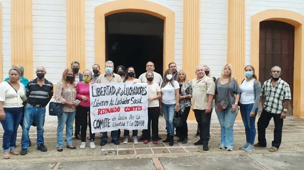 Acompañamiento en la actividad planificada por el comité por la Libertad de Luchadores sociales, orando por la libertad de todos los presos políticos de Venezuela.