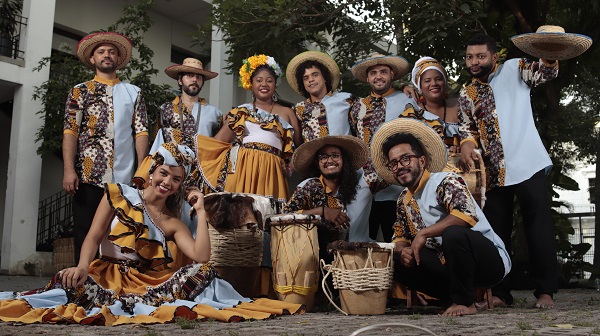 En la imagen, integrantes del Grupo ‘Tonada baile Cantando’.