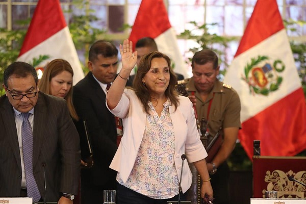 Dina Boluarte, presidenta de Perú, nombrada en reemplazo del destituido, Pedro Castillo.