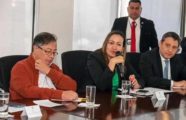 En sus primeros seis meses en el cargo, Petro ha tenido también logros como el restablecimiento de las relaciones con Venezuela y la reanudación de los diálogos de paz con el Eln.