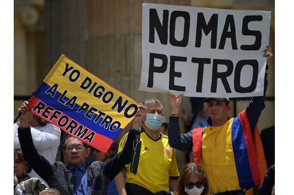 Miles de colombianos saldrán a las calles ante la inconformidad por las propuestas para la salud, pensiones y justicia.